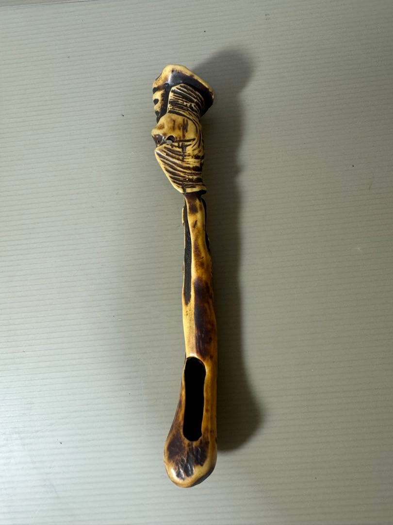 2123 骨董　煙管筒　堤物　彫刻物　時代物