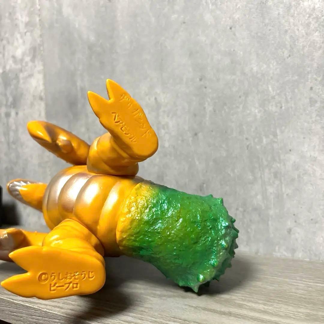 ベアモデル 『ザリガニンド』 1期カラー ソフビ スペクトルマン