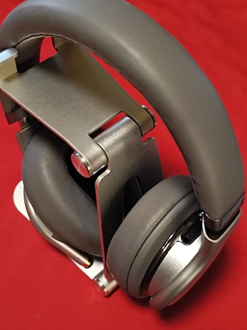 高音質　有線ヘッドホン／SONY MDR-1AM2　シルバー