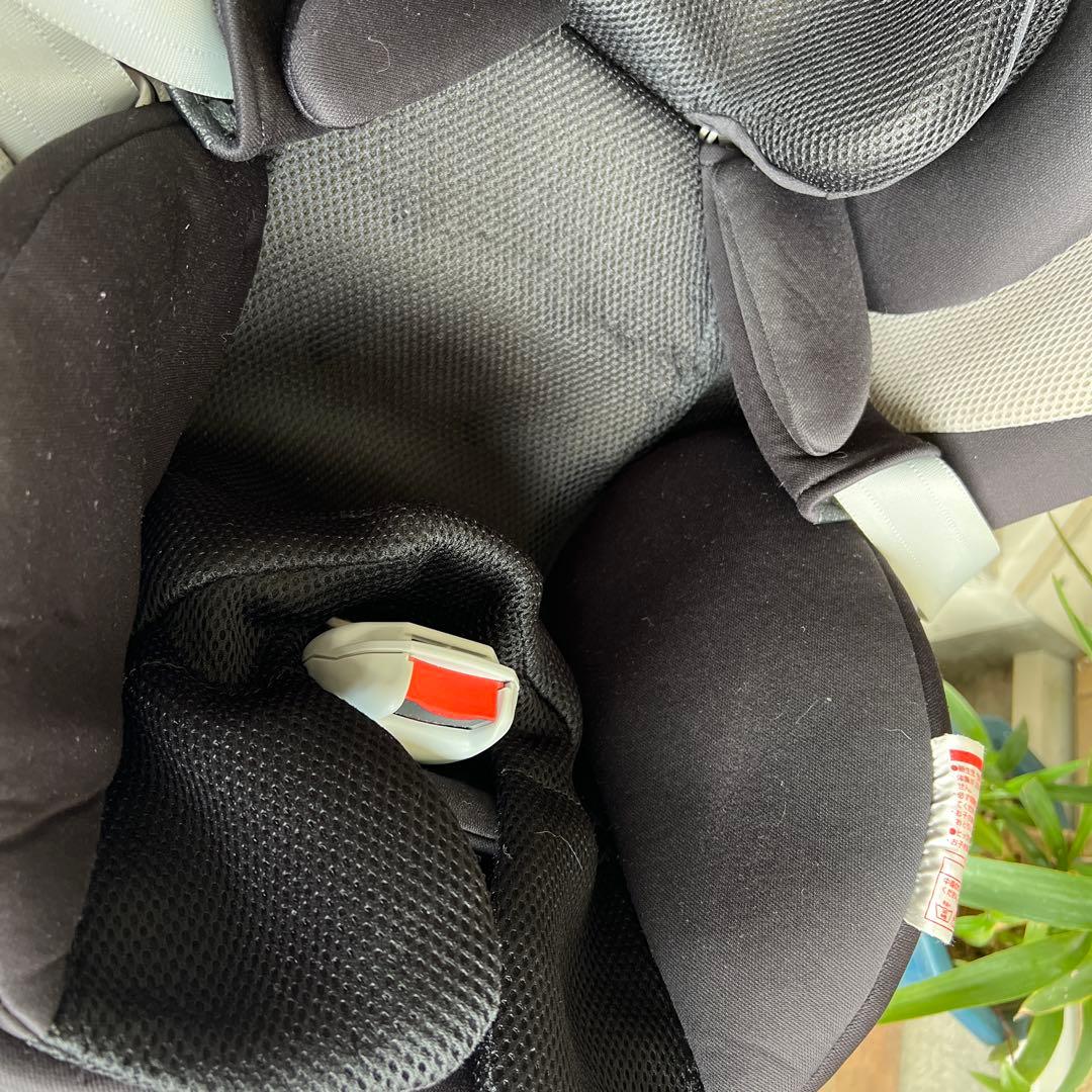 美品）エールべべ クルットNT プレミアムW 回転式 シートベルト固定式