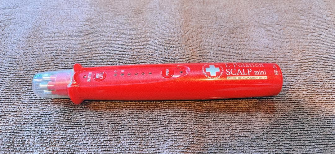 イーポレーション スカルプミニ 美容器　レッド