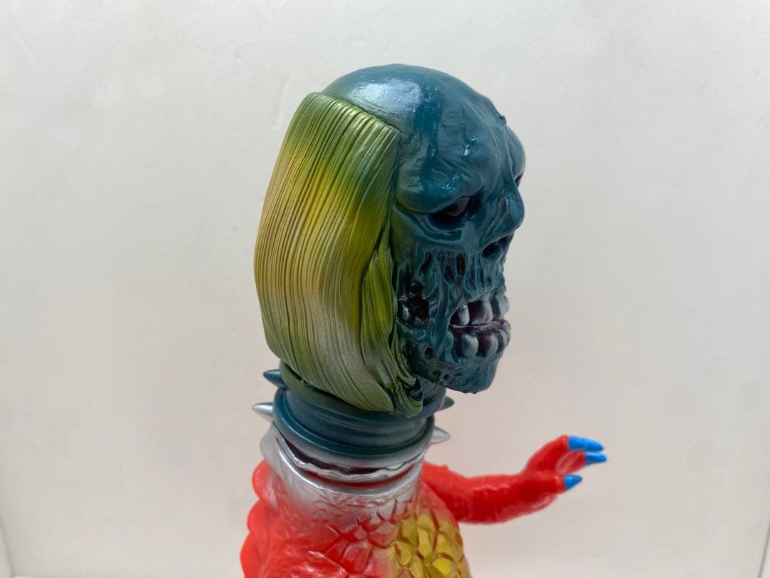 【ソフビ】ZOLLMEN 最終話再生怪獣　【バーストロン】