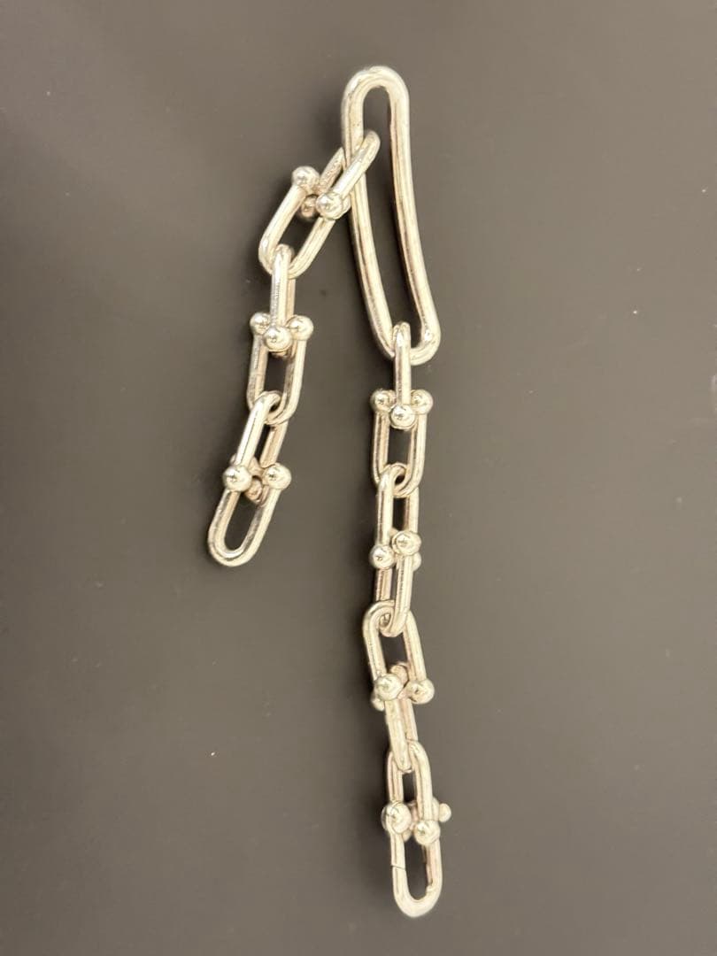 Tiffany ハードウェア ミディアム オーバルブレス スターリングシルバー