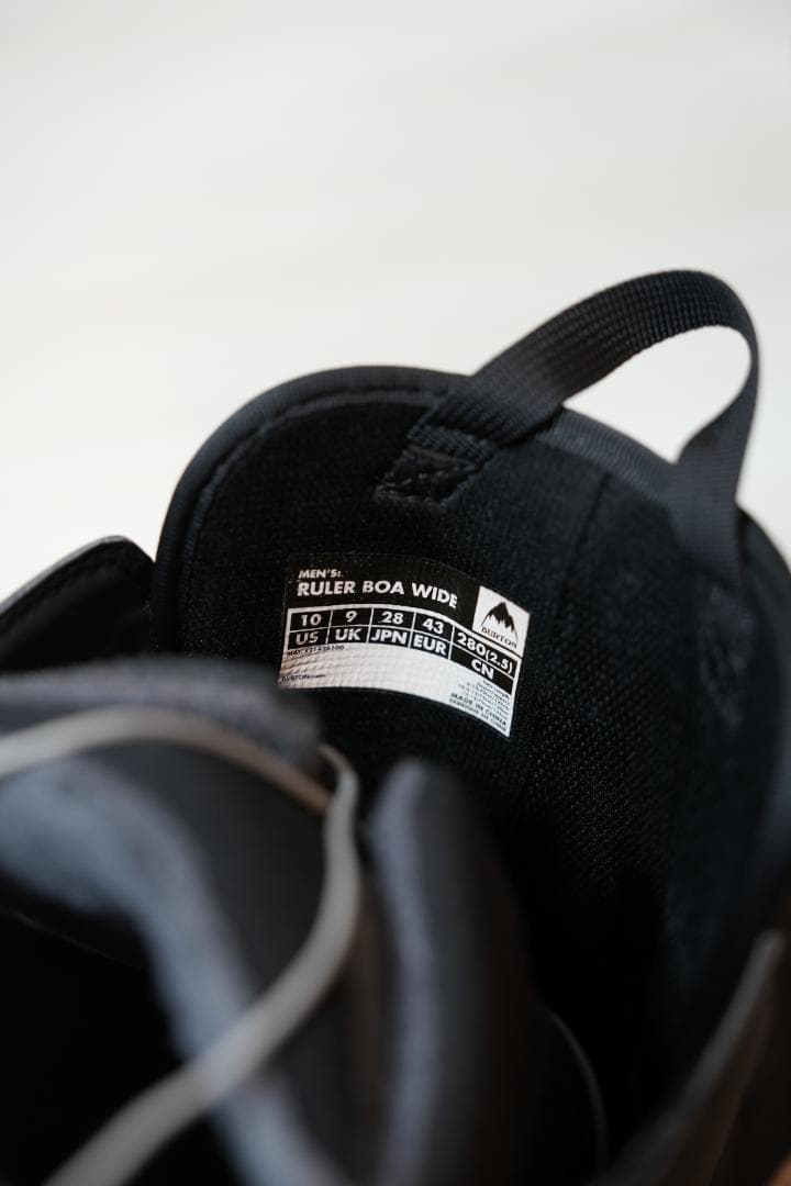 ボアシステム ブラック スノーボードブーツ