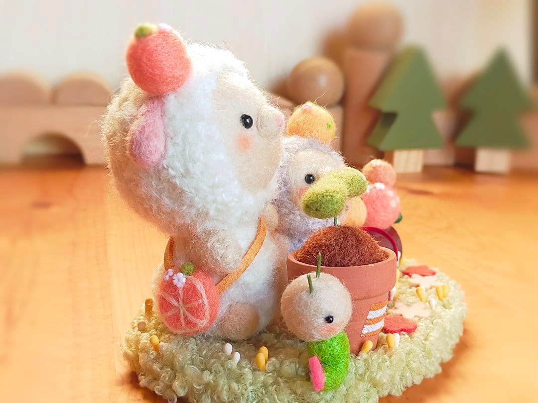 ✿羊毛フェルト✿ひつじ✿種を植えました✿