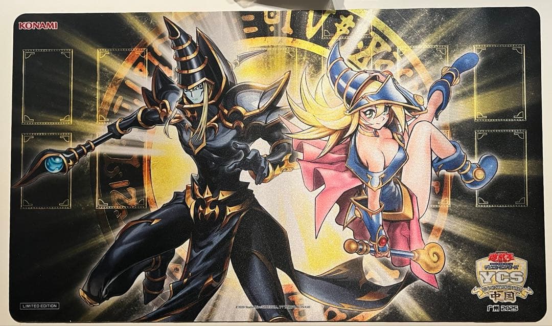 【海外会場限定】　魔術師の弟子ブラック・マジシャン・ガール　デュエルセット