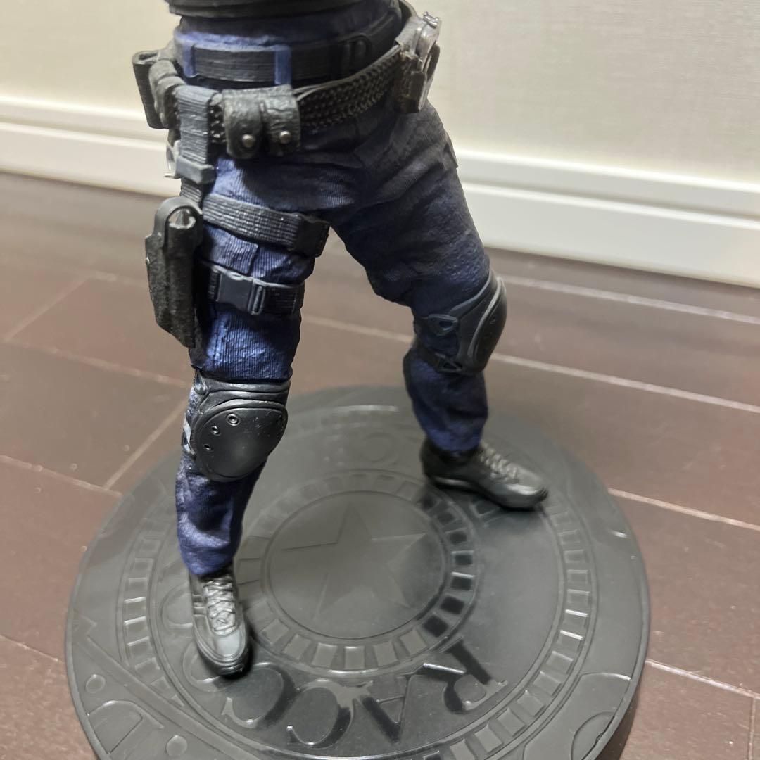 バイオハザード　レオン・S・ケネディ フィギュア