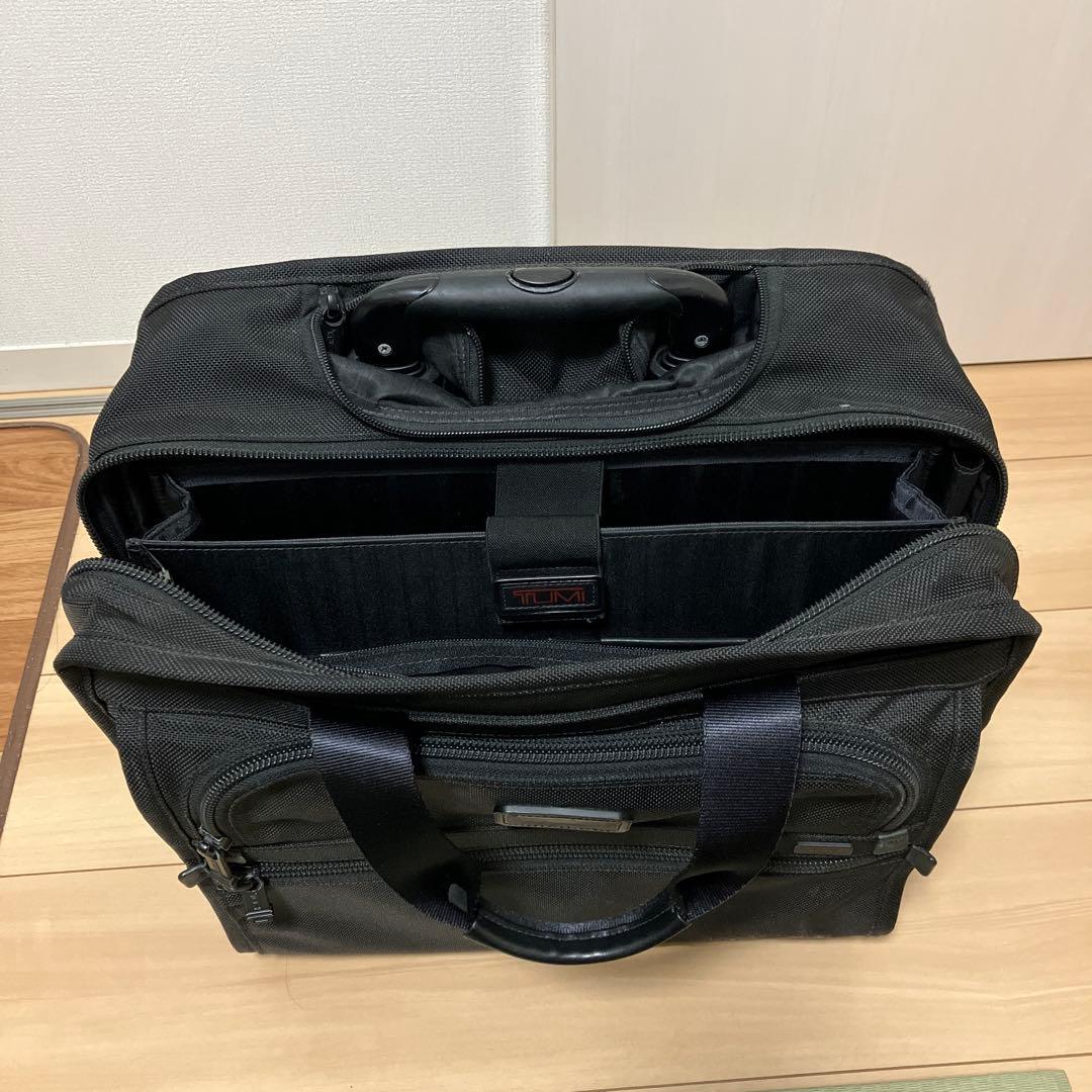 TUMI 26102DH ハンドル収納式２輪キャリーケース 中型
