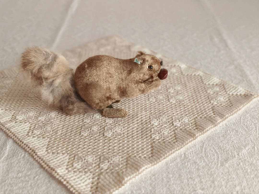 【まーちゃんさま】vintage squirrel ❀ ゼンマイ仕掛けのリスさん