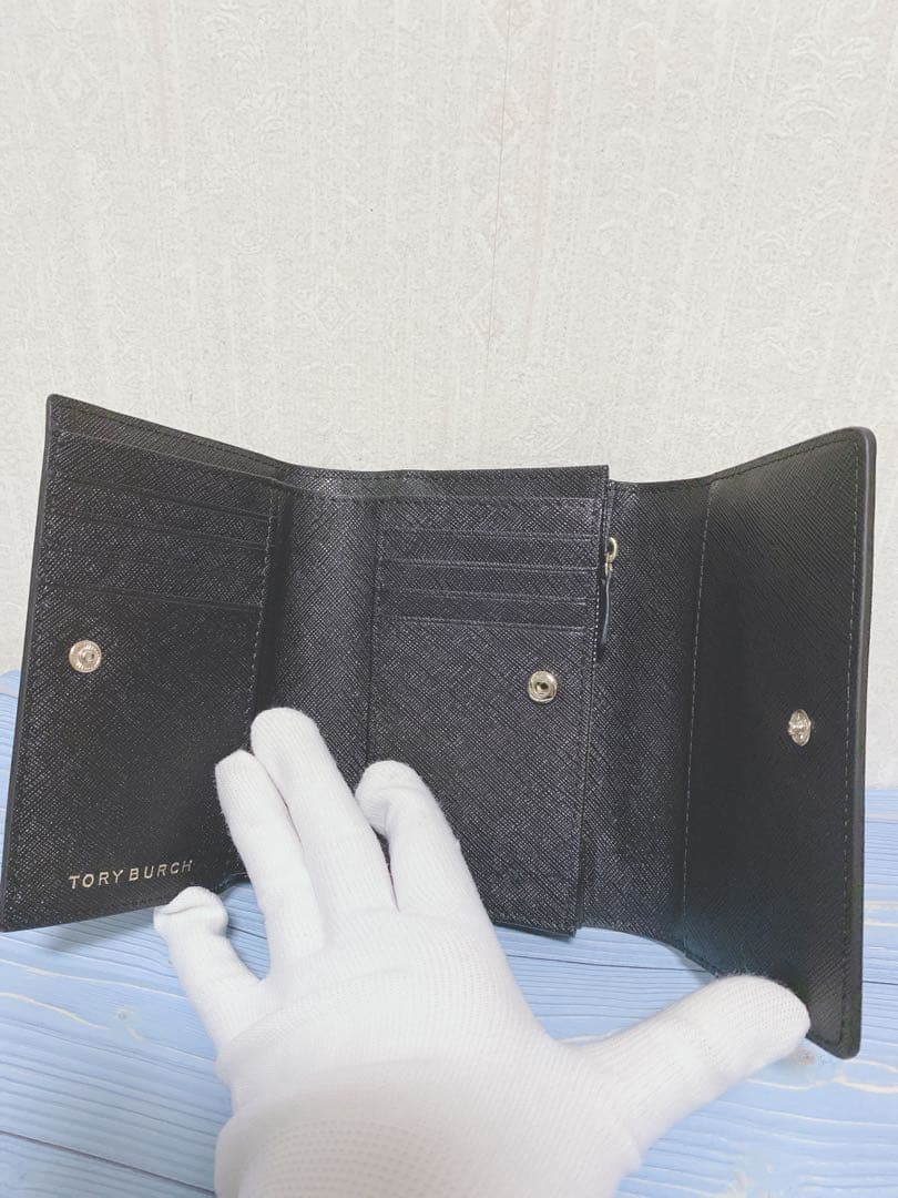 〔9924 〕Tory Burch ブラック 折り財布