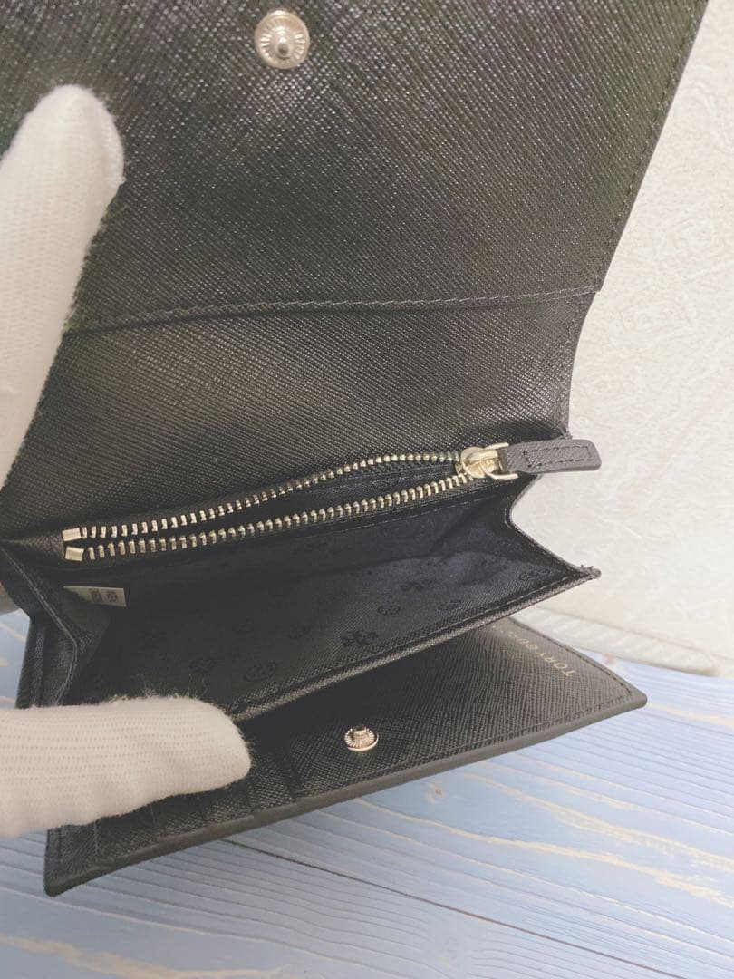〔9924 〕Tory Burch ブラック 折り財布