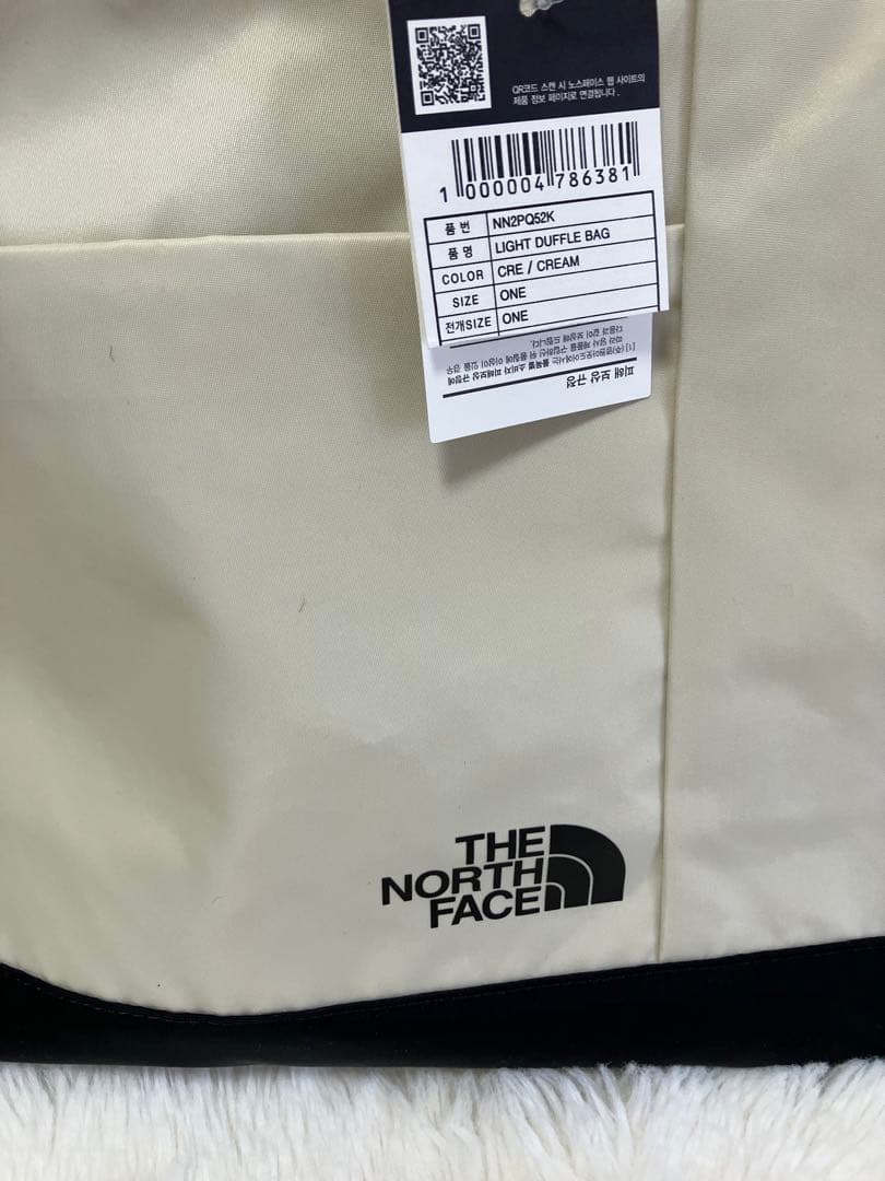 the North face 軽量ボストンバッグ トラベルバッグ ダッフルバッグ