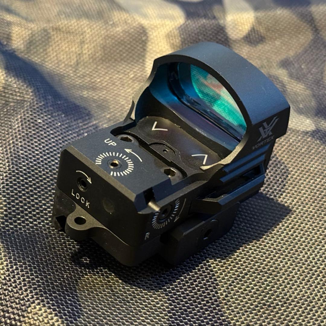 D*迎様 実物 VORTEX RAZOR レッドドット ボルテックス オフセット