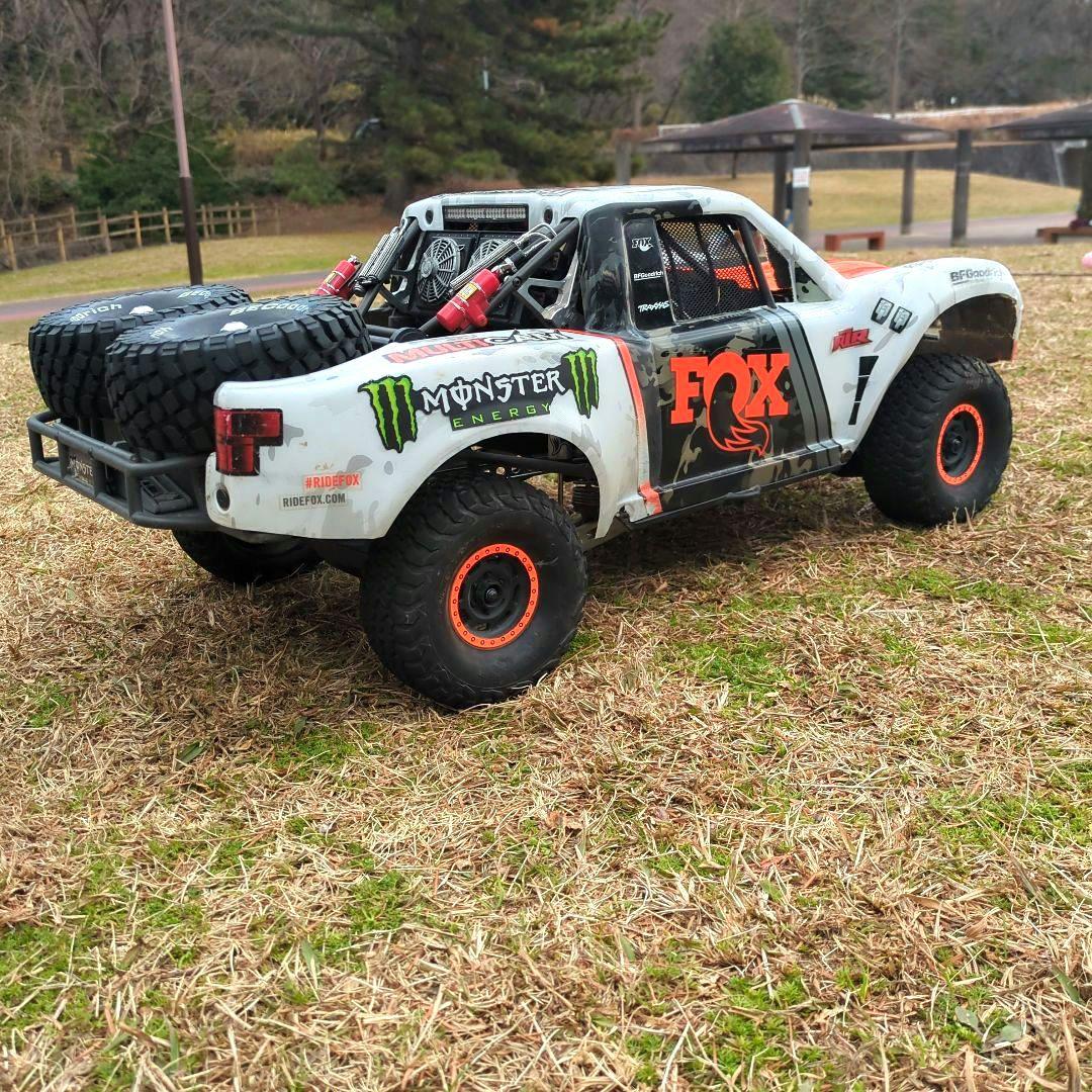 ホビーラジコン TRAXXAS Unlimited Desert Racer UDR