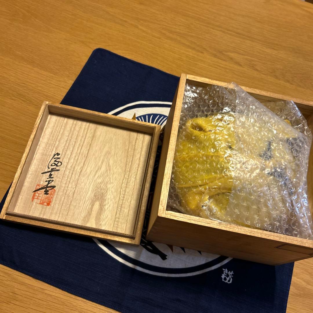 銅製花瓶 木箱付き　富貴堂