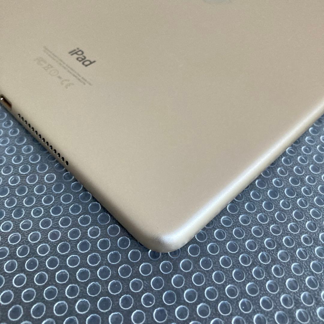 3938【早い者勝ち】美品☆電池ほぼ新品☆iPadAir2第2世代64GBau☆