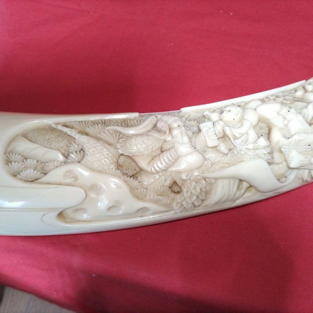 中国の彫り物 角型 材質不明 オブジェ 古玩