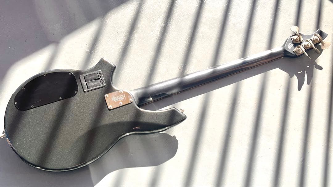 Music Man Bongo 4HH USA製 ’04 ミュージックマン