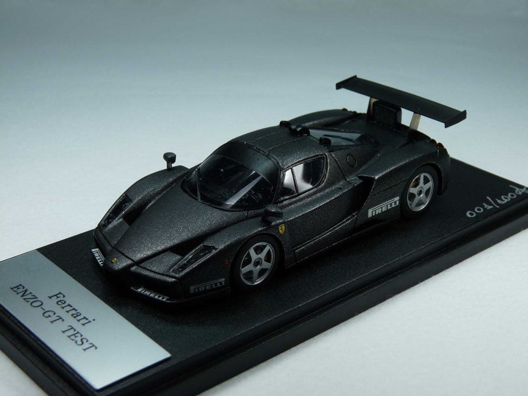 ラクーンオート製　Ferrari Enzo GT Test カーボンブラック