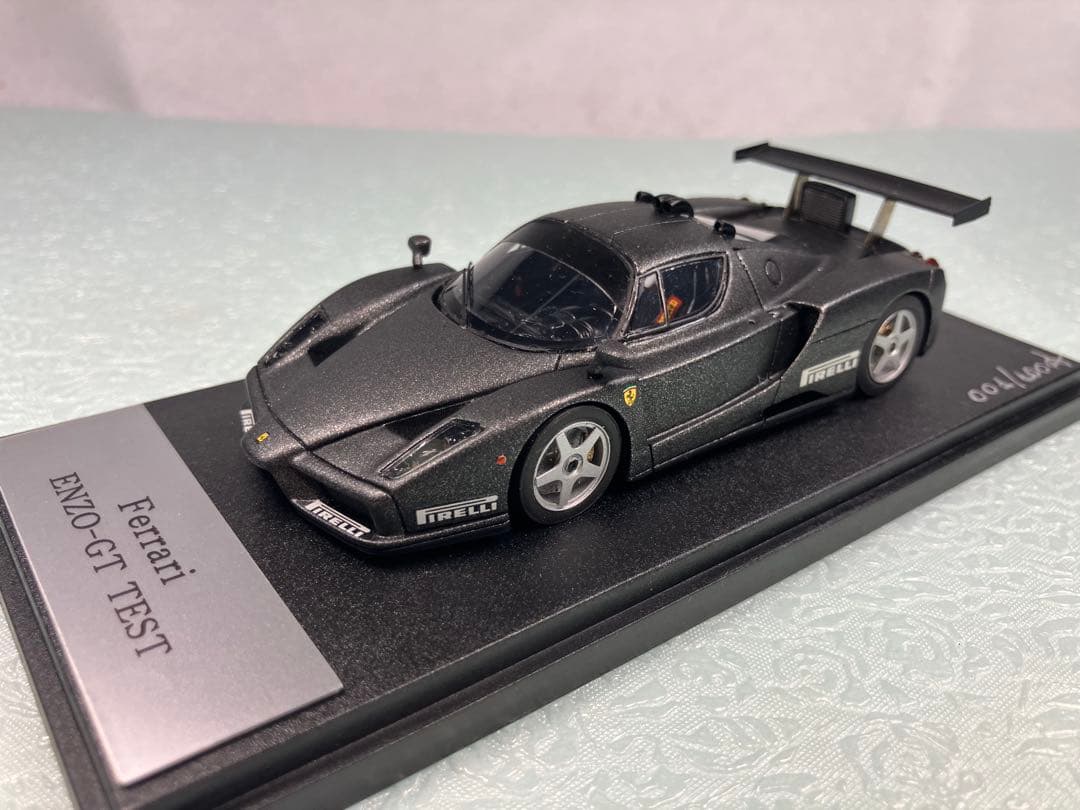 ラクーンオート製　Ferrari Enzo GT Test カーボンブラック