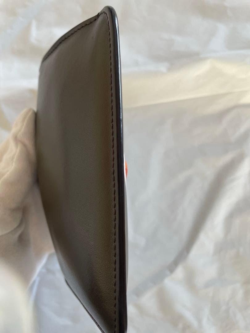 FENDI スタッズ付きケースカードケースモンスター