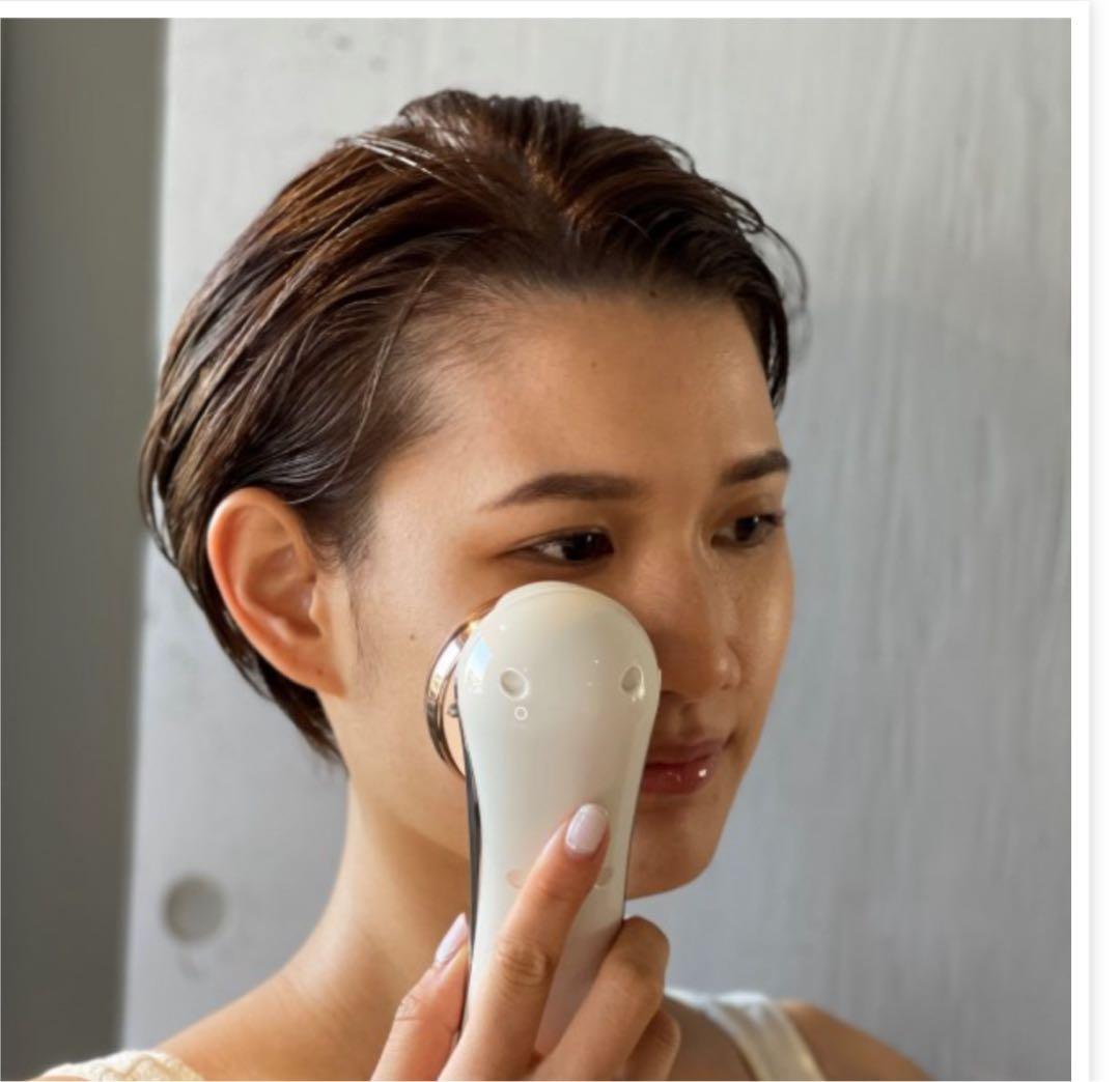 ヘッドスパ美顔器