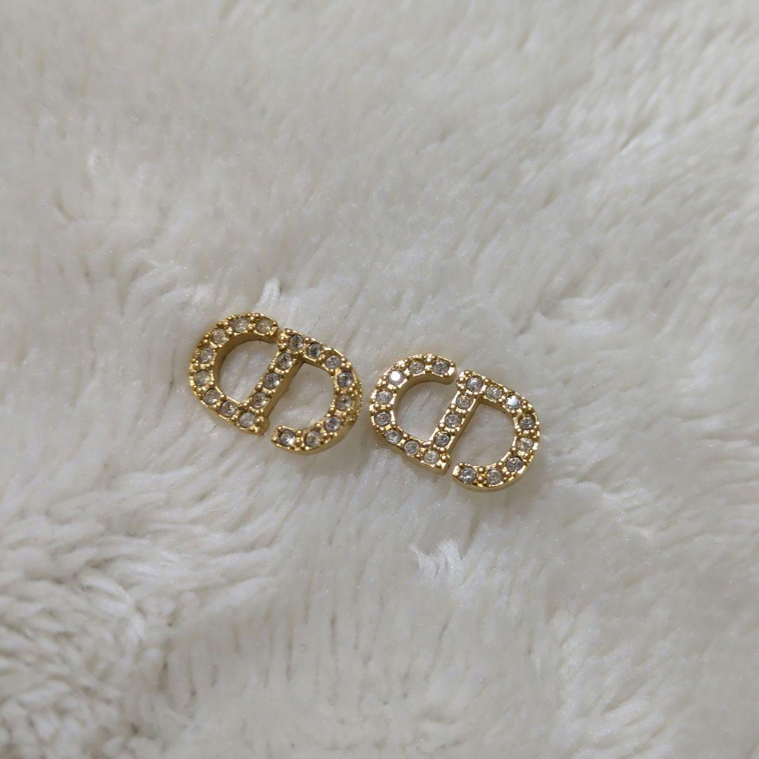DIOR　Petit CD ミニスタッドピアス