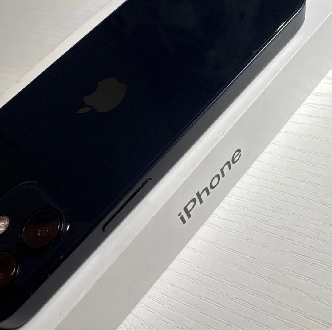 iPhone 12 128GB SIMフリー ブラック 極美品