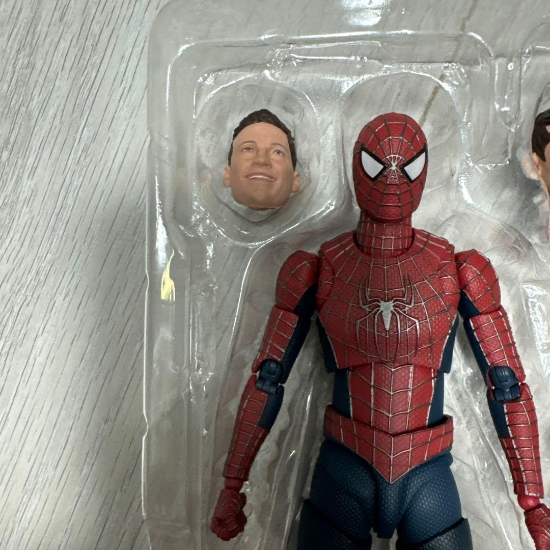 フレンドリーネイバーフッドスパイダーマン フィギュアーツ