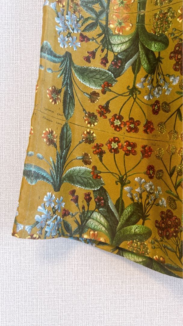 美品 CABaN 花柄ワイドパンツ Sサイズ