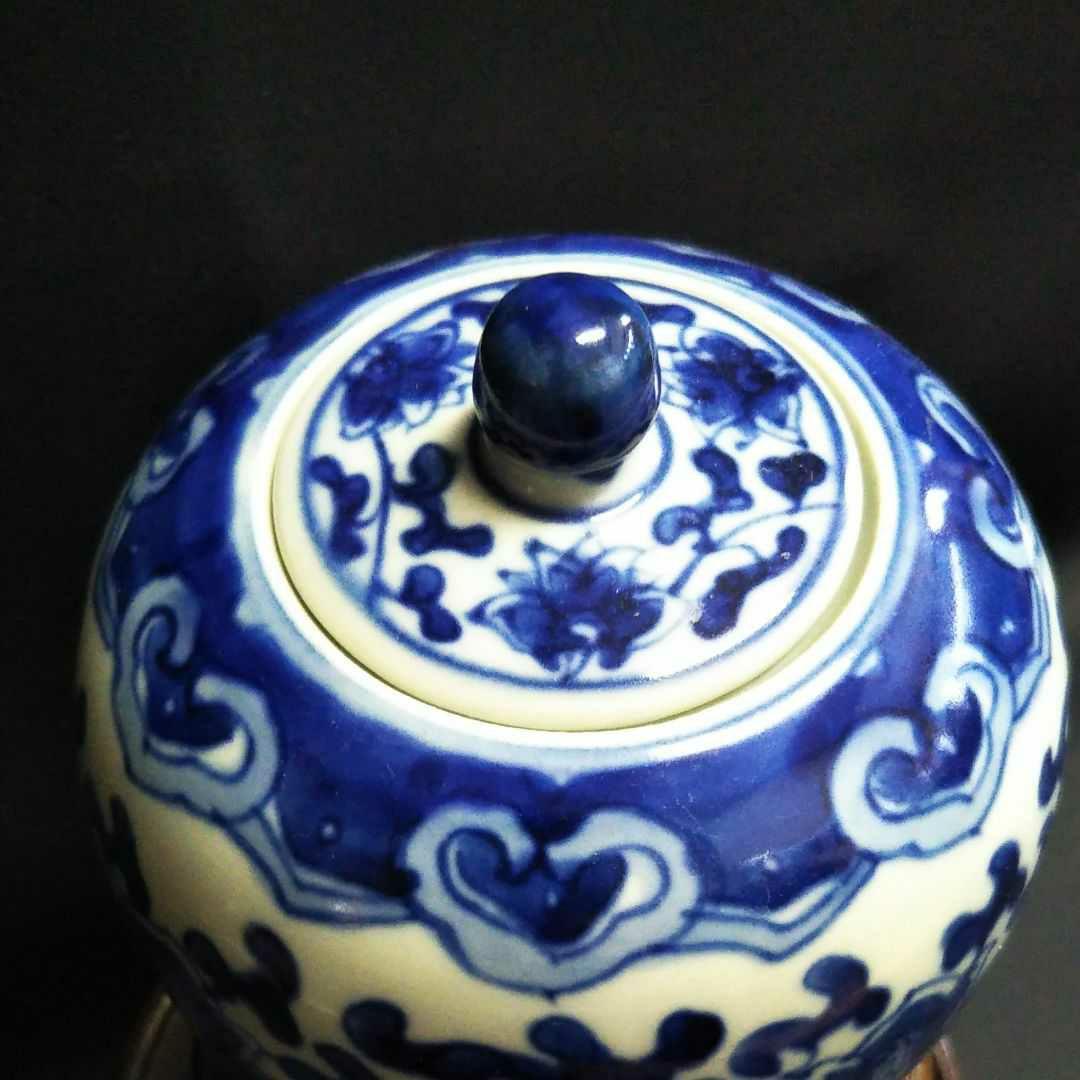 ※中国古美術/青花纏枝蓮弁紋蓋付文壺/(底款:大清康熈年製)