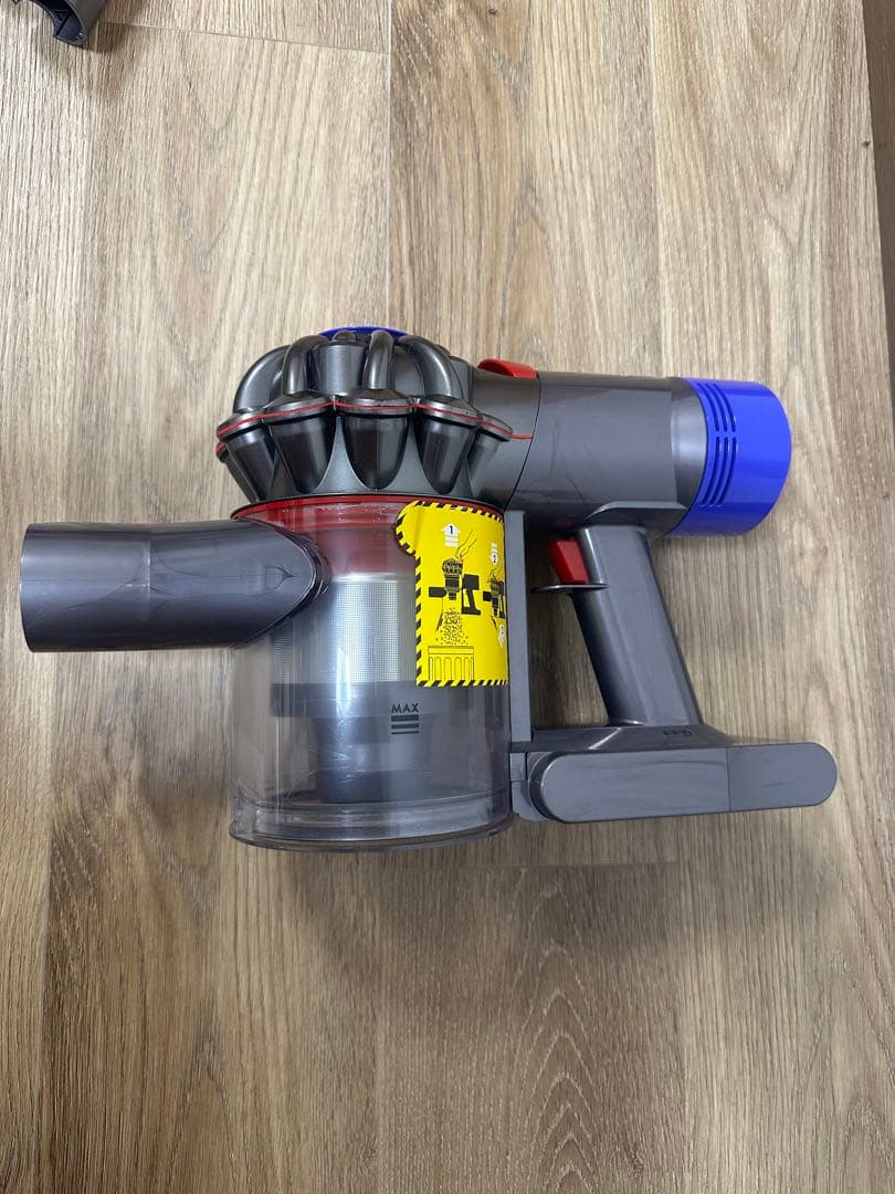 Dyson V8 Fluffy Extra スティッククリーナー掃除機