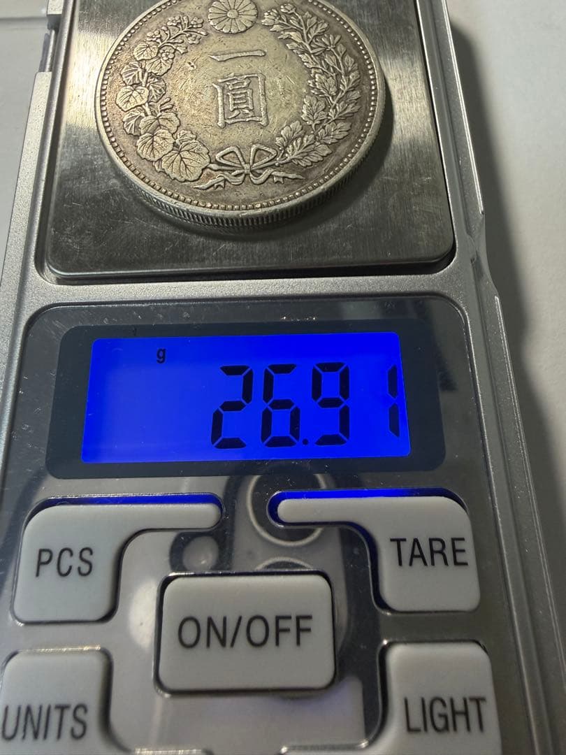 本物保証　明治18年一圓銀貨　1円銀貨　大型銀貨　古銭　円銀