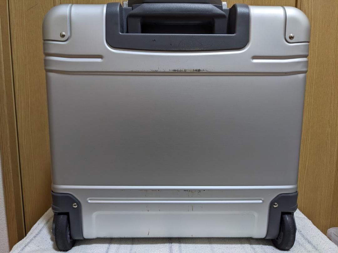 ゼロハリバートン Geo Aluminum 3.0 Two-Wheel