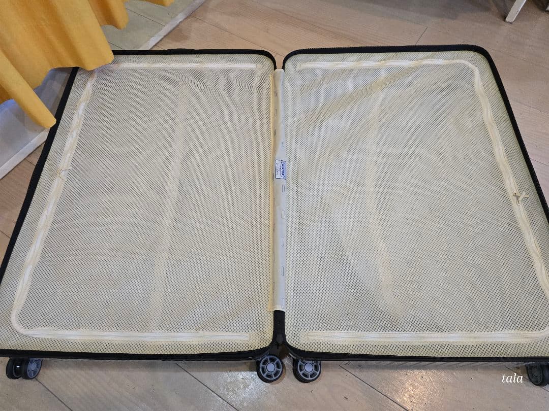 RIMOWA リモワ サルサ SALSAAIR TSAロック 大容量 軽量 4輪