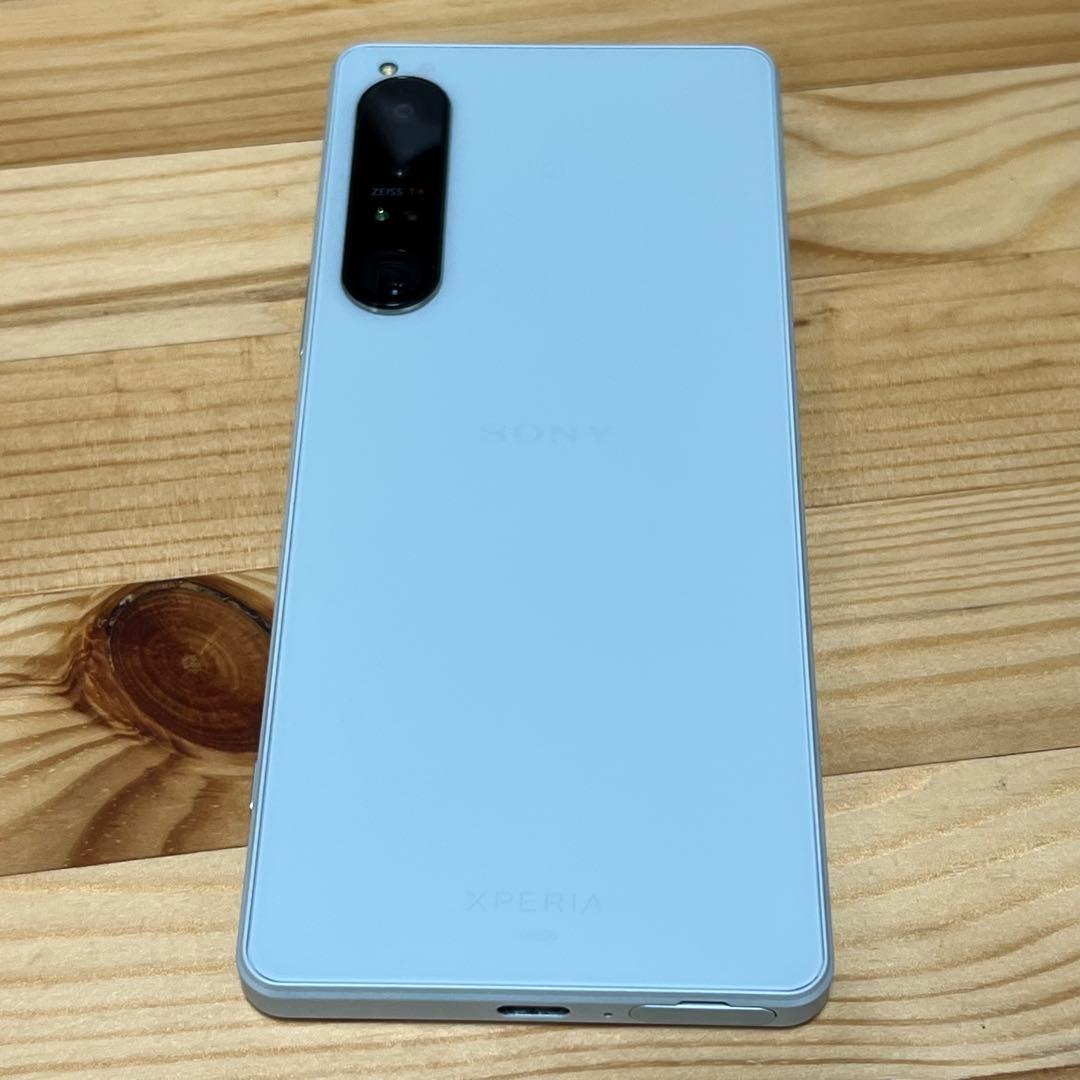 Xperia 1 Ⅳ SIMフリー　美品　282102