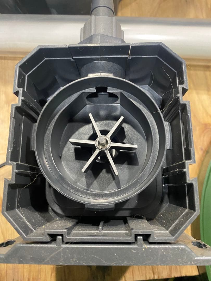 エーハイム 2260 最強クラス外部フィルター 60Hz用 ほぼ未使用品