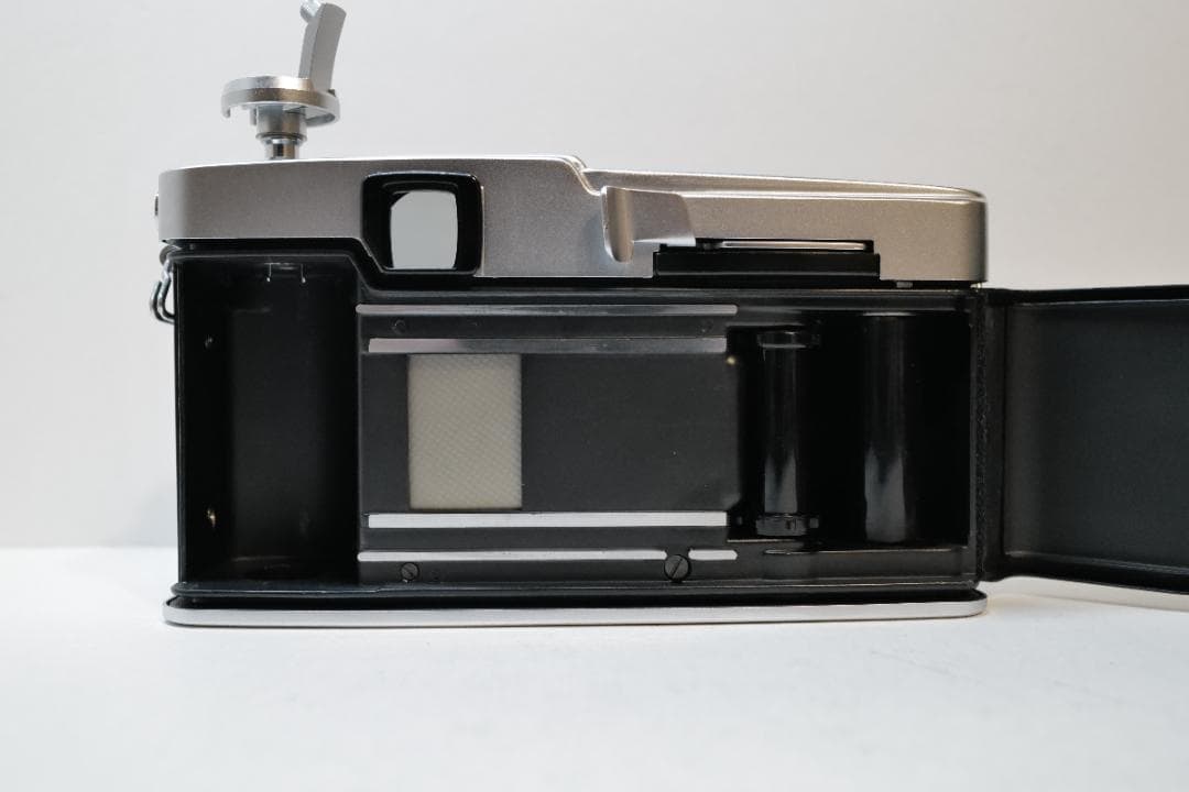 整備済 オリンパス OLYMPUS PEN-F ハーフフィルムカメラボディ