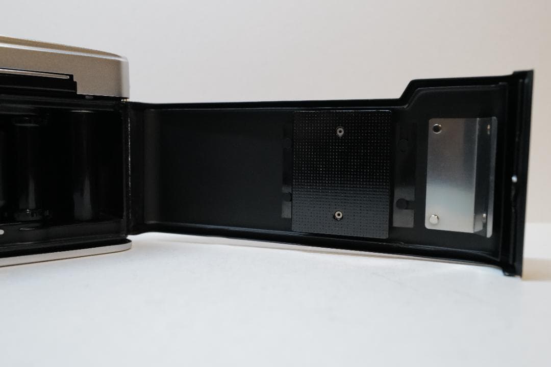 整備済 オリンパス OLYMPUS PEN-F ハーフフィルムカメラボディ