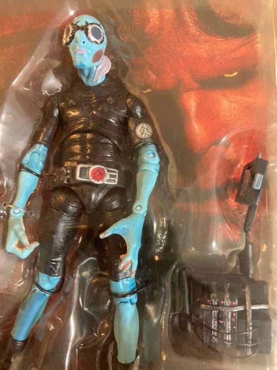 ヘルボーイ２ ７インチ フィギュア エイブ・サピエン