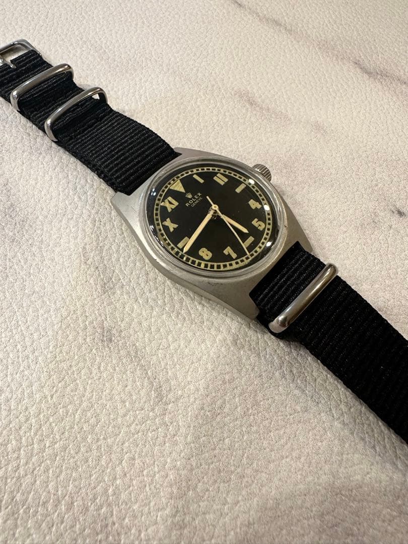 ロレックス　軍用　文字盤　希少　ミリタリー