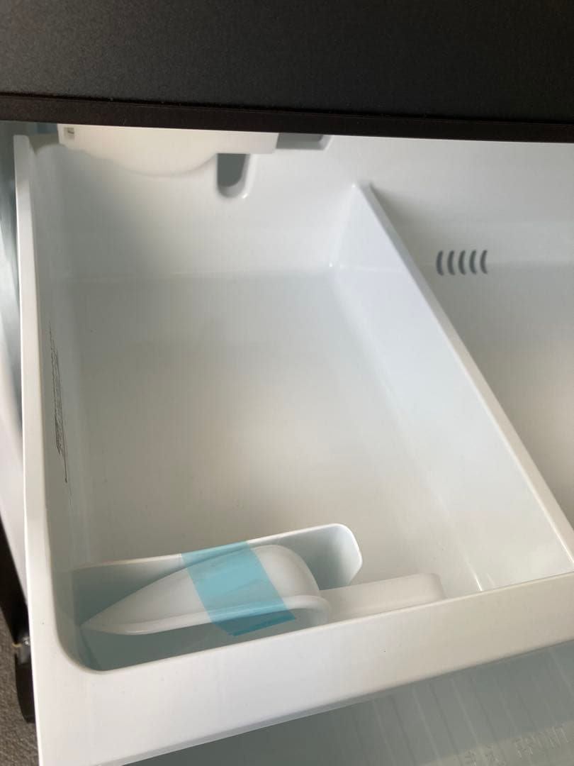 TOSHIBA ノンフロン冷凍冷蔵庫 326L 2023年製