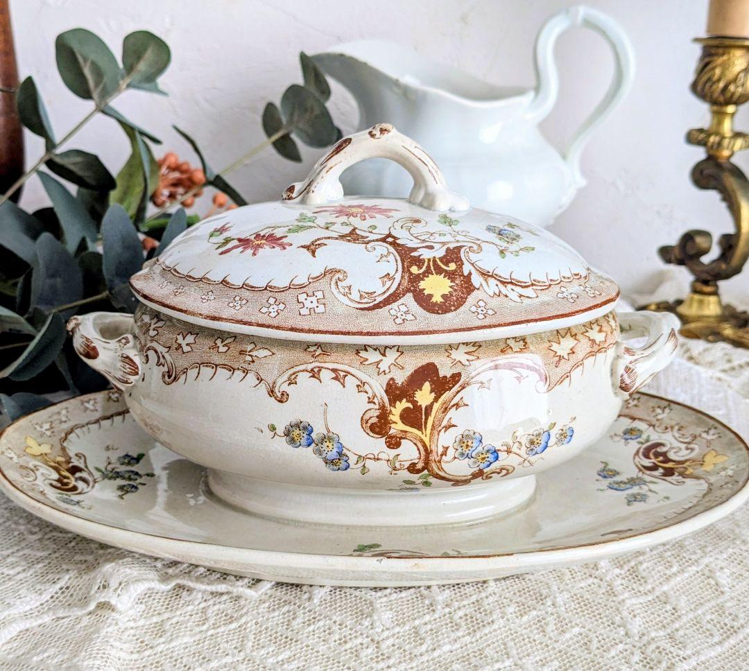 クレイユモントロー alexandra蓋付きソーシエール フランス アンティーク