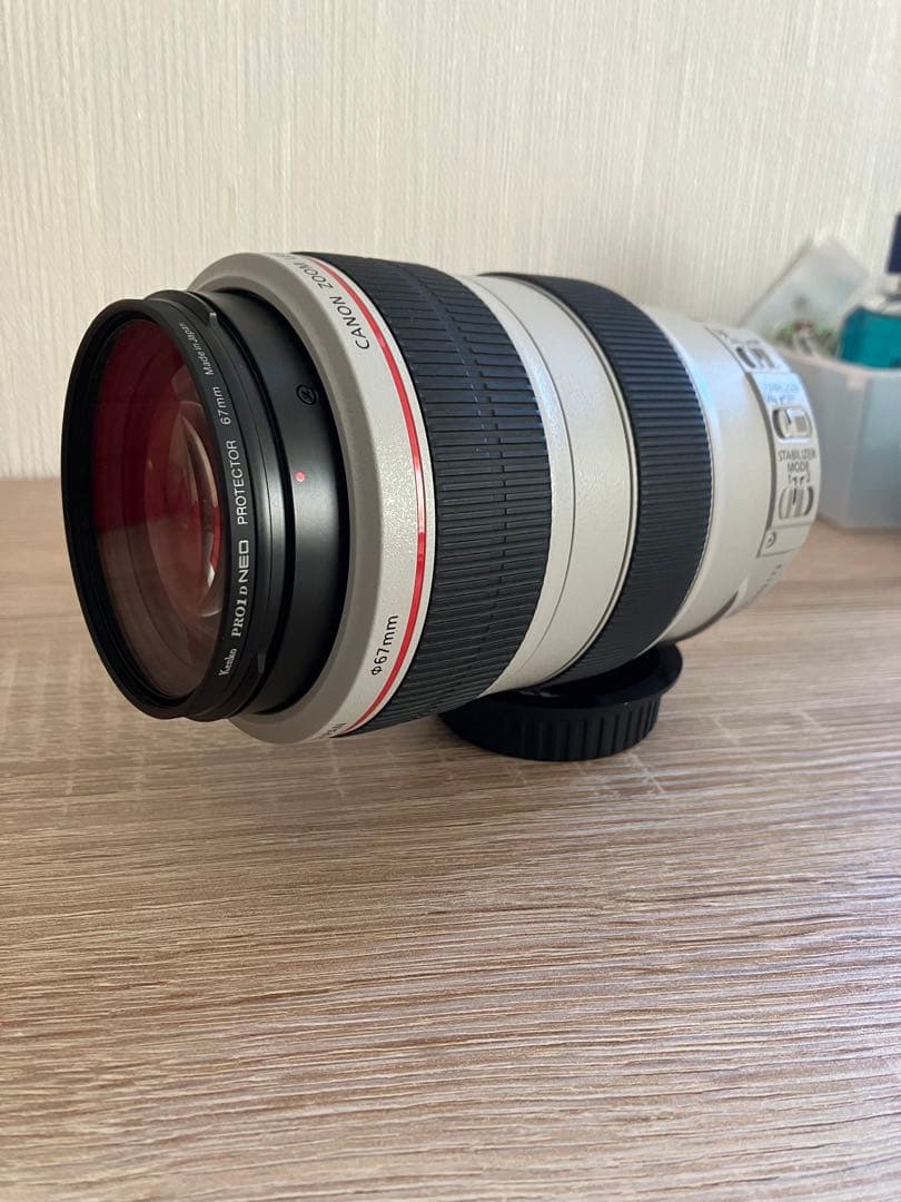 S • Canon EF 70-300mm