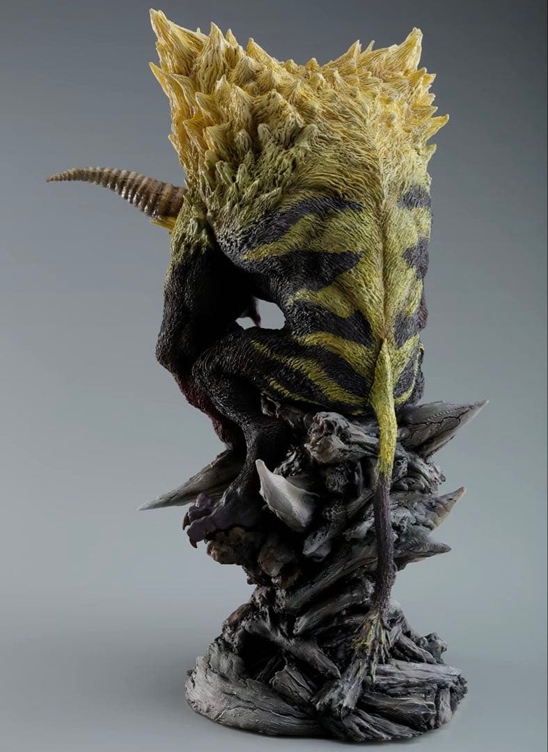 新品未開封 カプコン フィギュアビルダー クリエイターズモデル 金獅子ラージャン