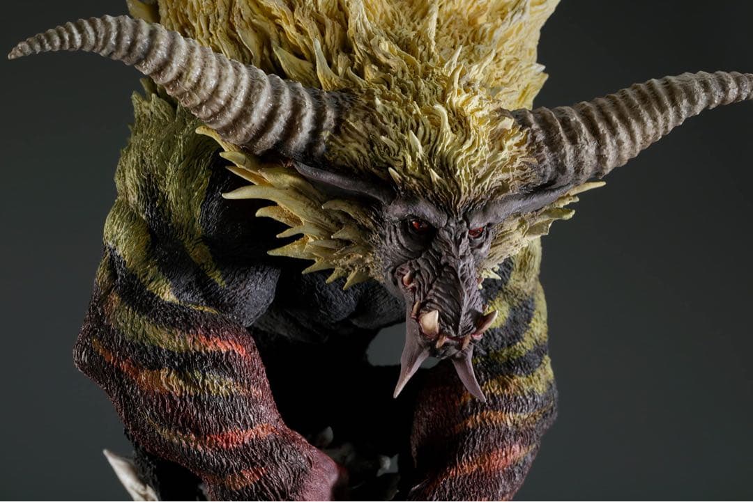 新品未開封 カプコン フィギュアビルダー クリエイターズモデル 金獅子ラージャン