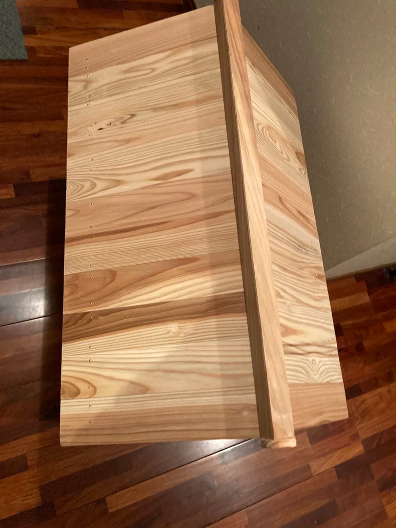 sakuraページ犬小屋　日本木材使用