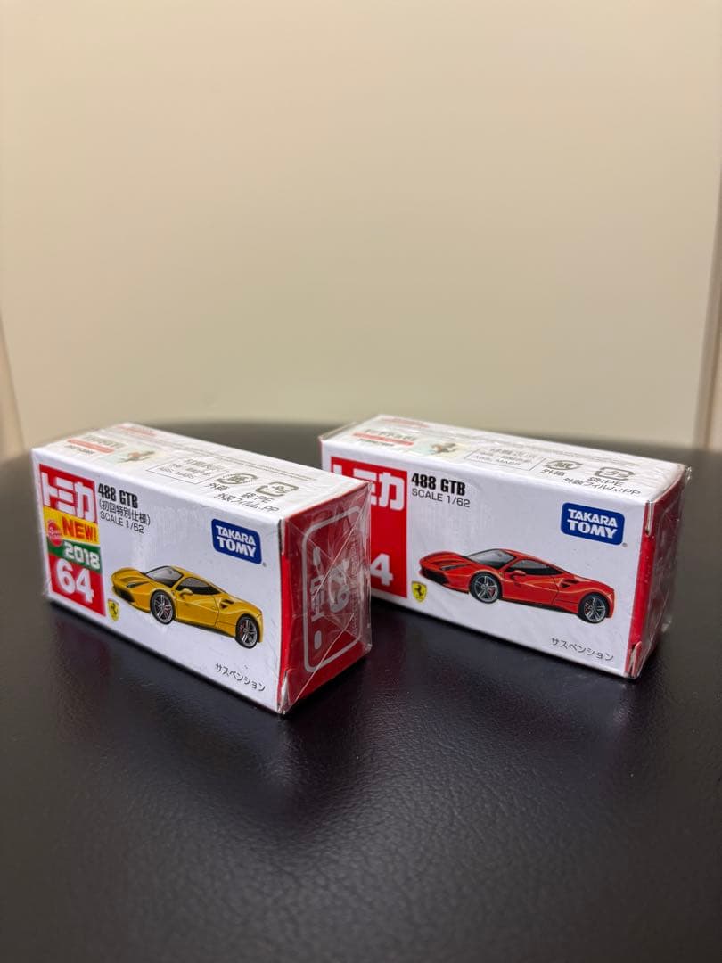 【新品未使用】トミカ　歴代フェラーリ　34台+フェラーリセット8台