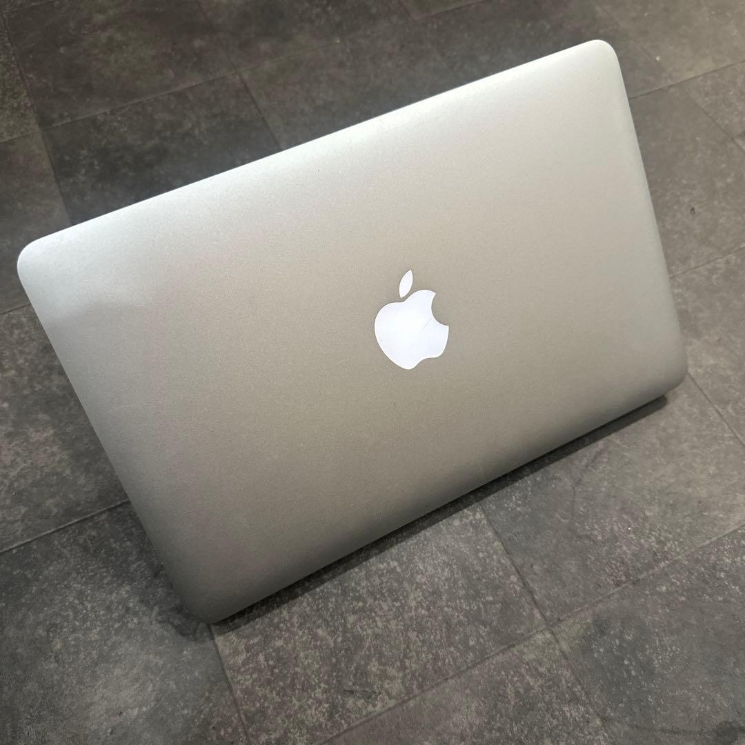 MacBook Air 13インチ シルバー
