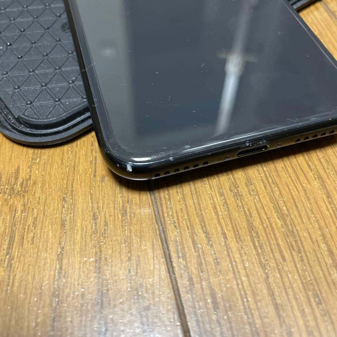 う*た様 iPhone SE2 64GB SIMフリー バッテリー81% 画面割